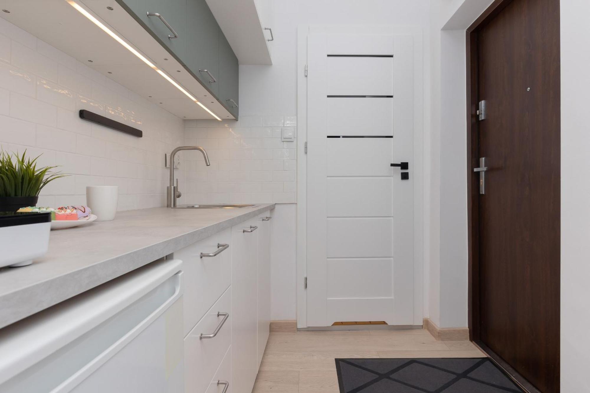 Aleja Wyzwolenia Studio with Mezzanine Warsaw Downtown by Noclegi Renters Luaran gambar