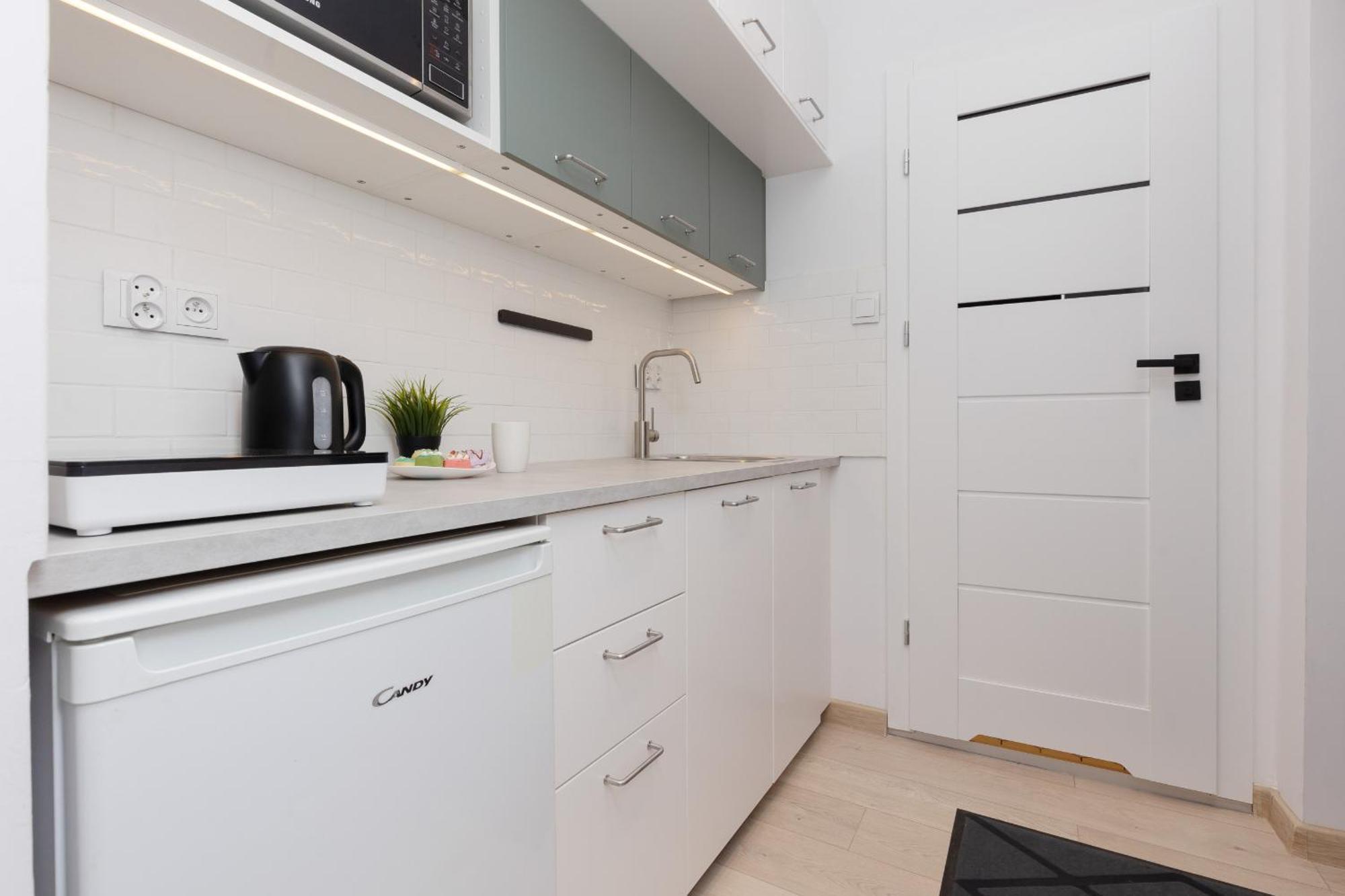 Aleja Wyzwolenia Studio with Mezzanine Warsaw Downtown by Noclegi Renters Luaran gambar